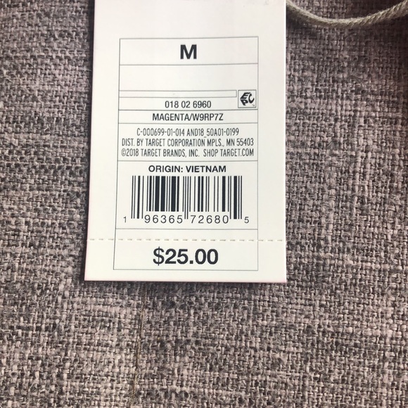 Magenta cold shoulder high neck top.Size medium ties at the neck in the back. - Picture 6 of 7